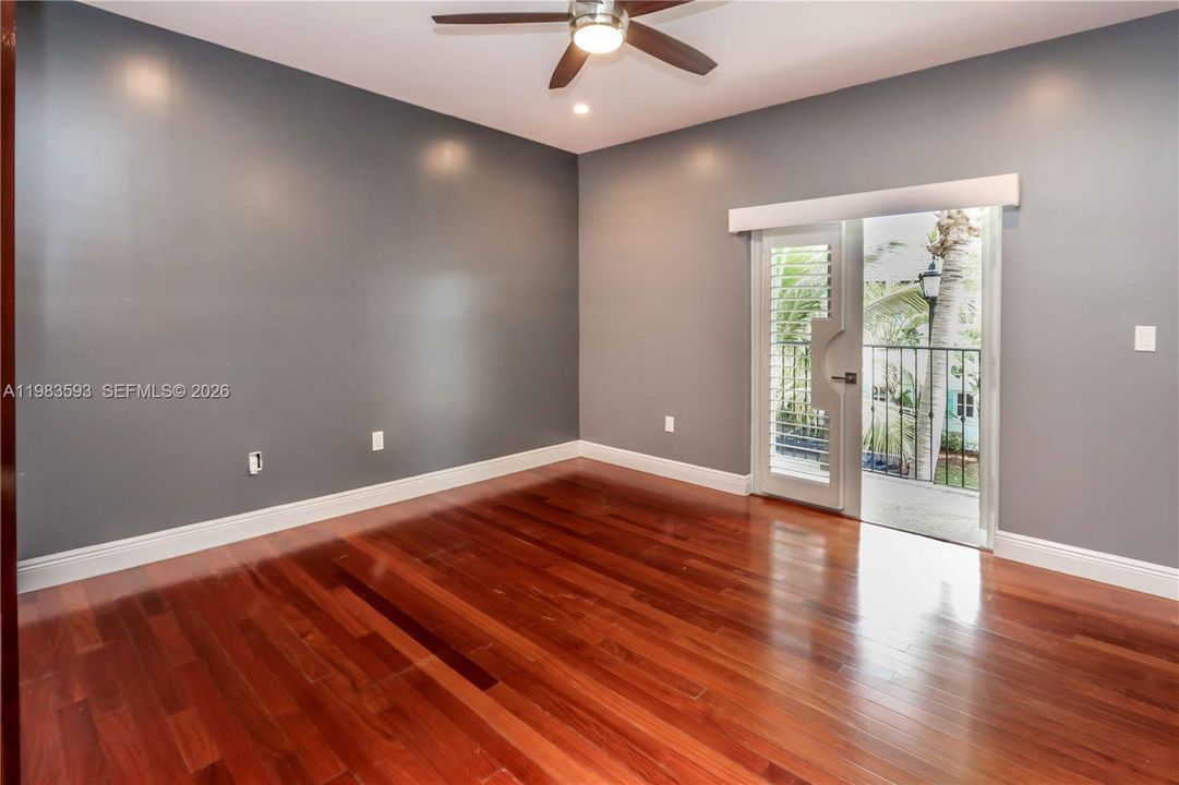 Active With Contract: $7,500 (4 beds, 3 baths, 3001 Square Feet)