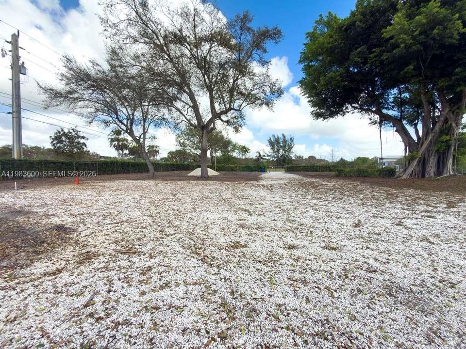 For Sale: $7,000 (30,928.00 acres)
