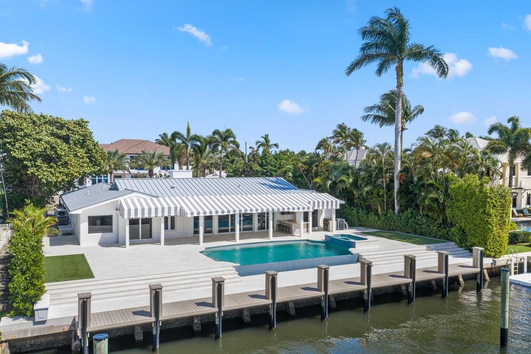 1102 Island Drive
