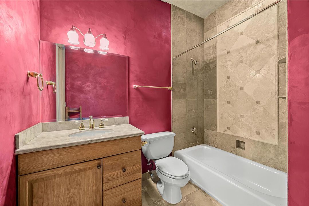 2nd Guest Suite Bathroom