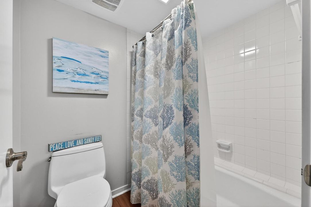 bathroom:shower