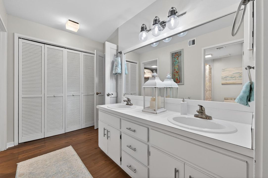 dressing area-sink 2