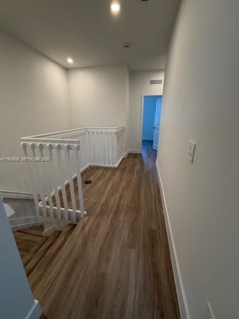 Active With Contract: $2,750 (4 beds, 2 baths, 0 Square Feet)