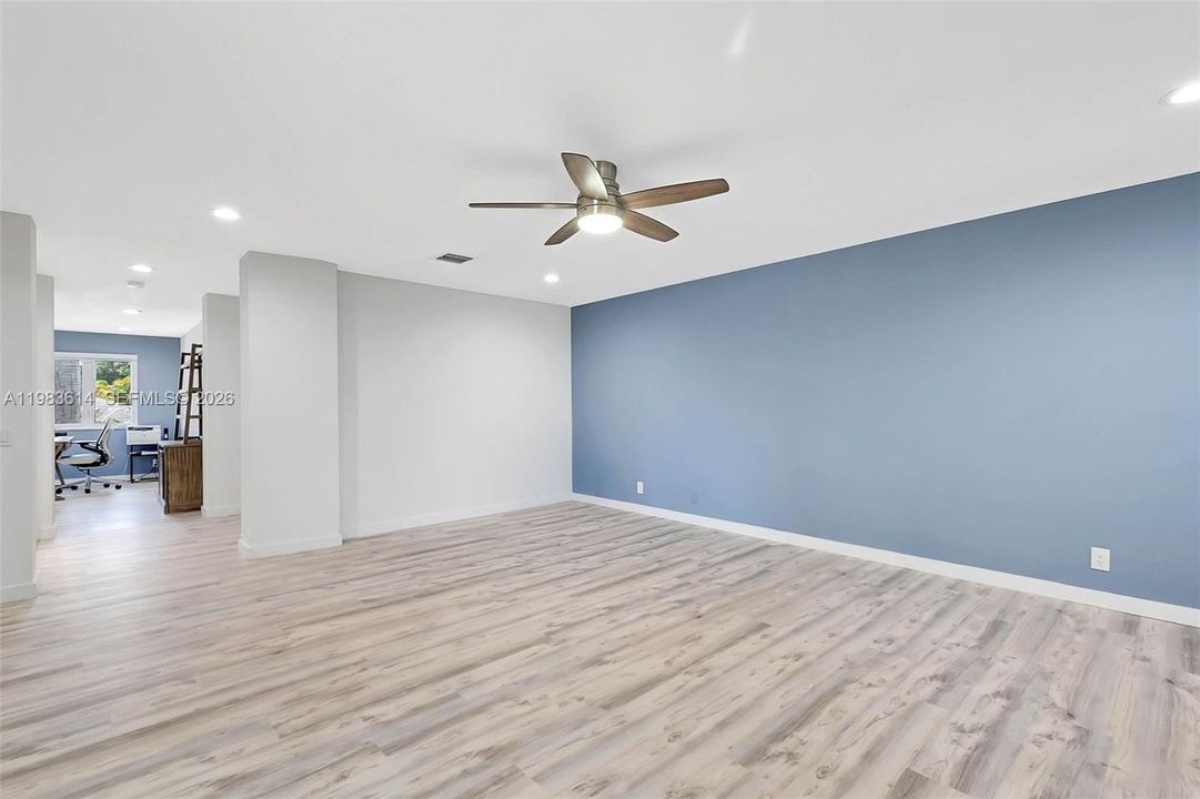 Недавно арендовано: $11,950 (6 спален, 5 ванн, 3894 Квадратных фут)