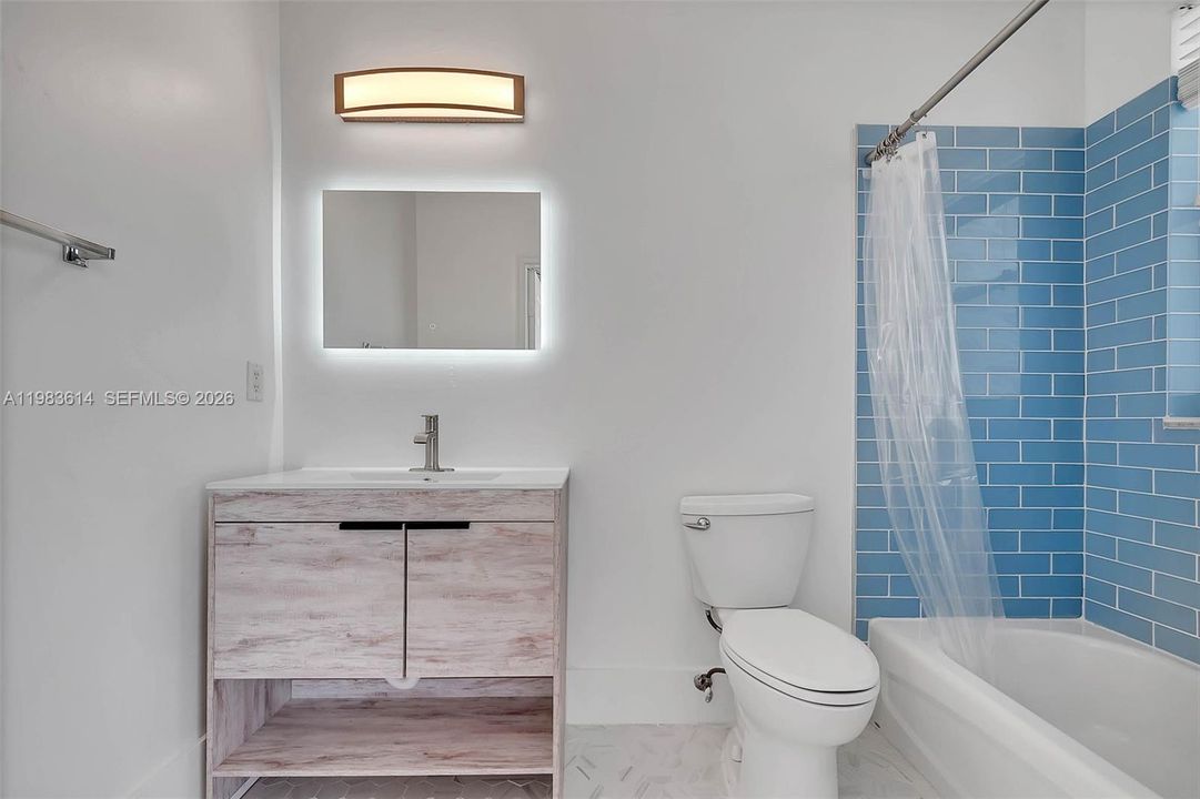 Недавно арендовано: $11,950 (6 спален, 5 ванн, 3894 Квадратных фут)