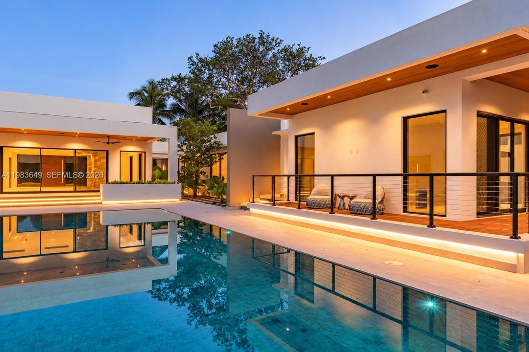 En Venta: $8,995,000 (5 camas, 7 baños, 7095 Pies cuadrados)