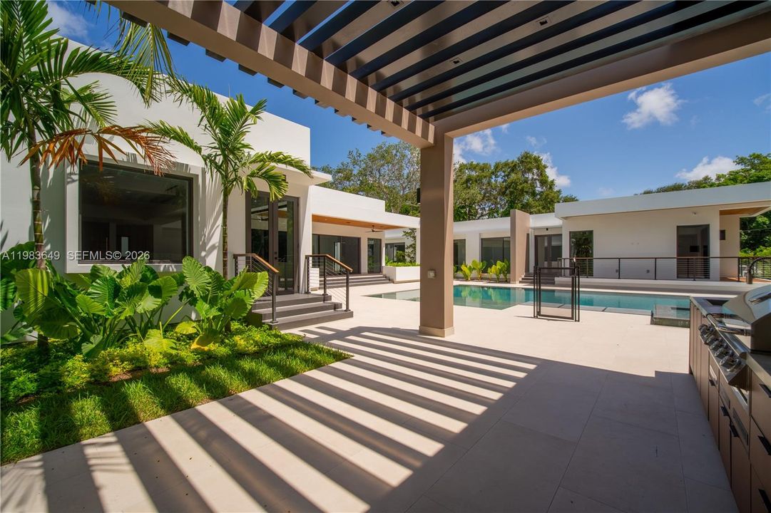 En Venta: $8,995,000 (5 camas, 7 baños, 7095 Pies cuadrados)