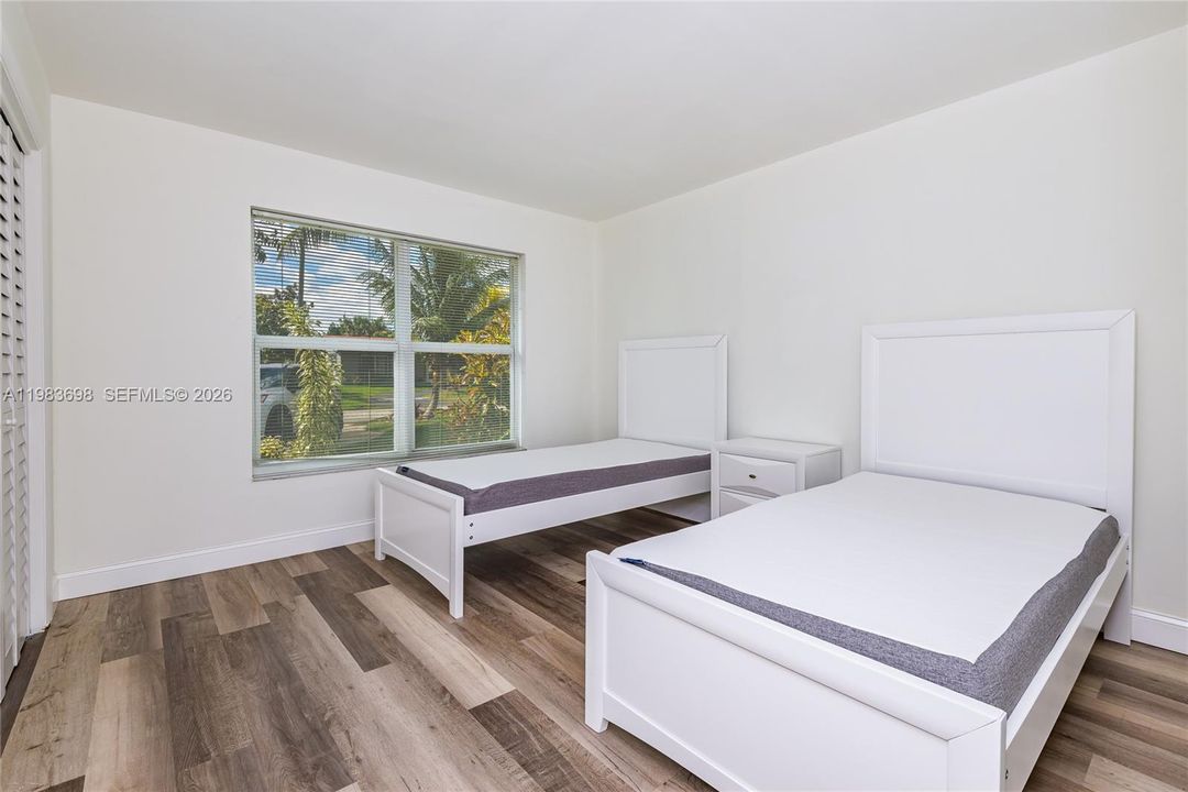 For Sale: $710,000 (3 beds, 2 baths, 1435 Square Feet)