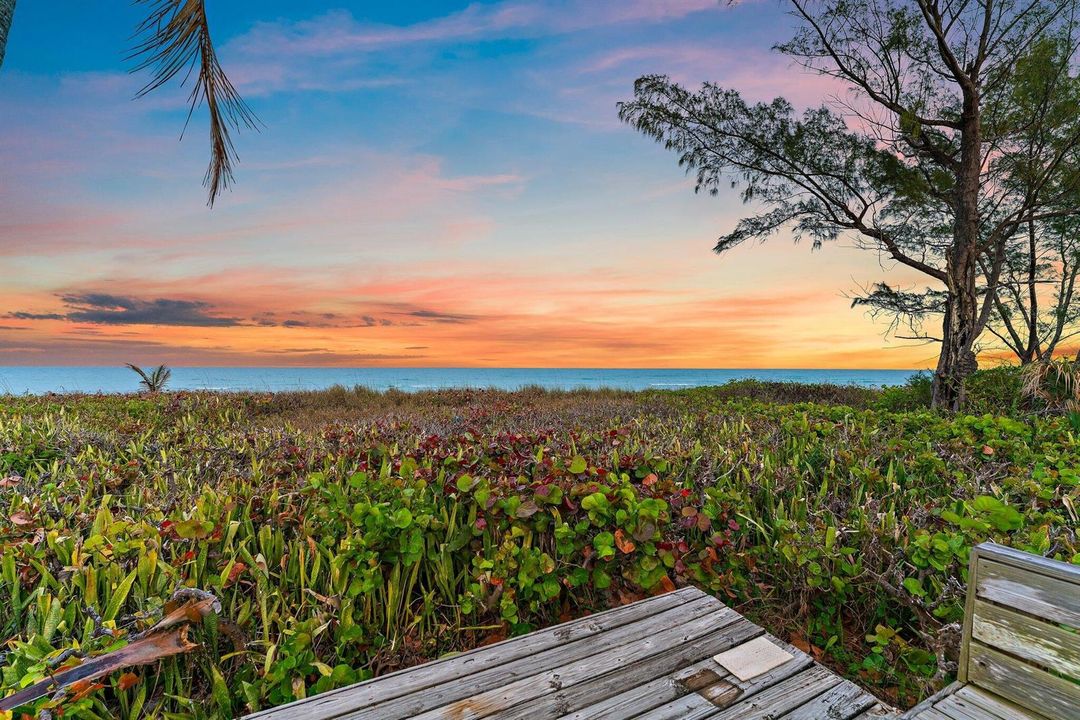 099-31NBeachRd