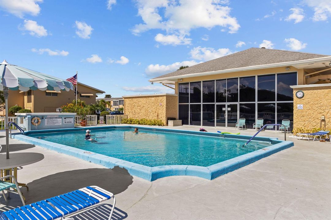 2111 NE 1st Ct Boynton Beach-197