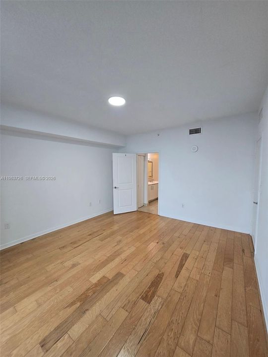 На продажу: $595,000 (3 спален, 2 ванн, 1552 Квадратных фут)