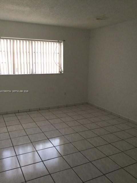 En Venta: $250,000 (2 camas, 2 baños, 996 Pies cuadrados)
