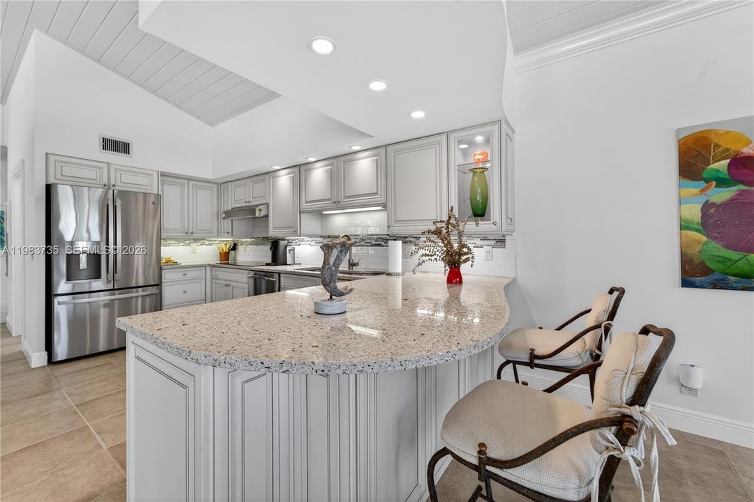 待售: $2,295,000 (2 贝兹, 2 浴室, 1752 平方英尺)