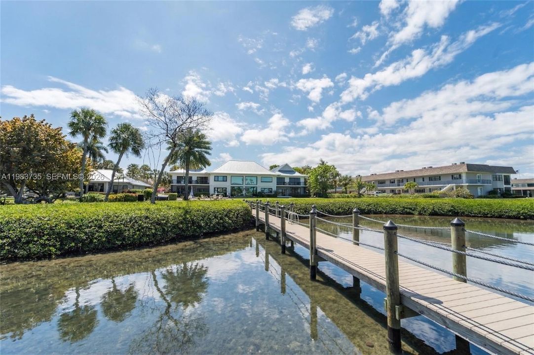 待售: $2,295,000 (2 贝兹, 2 浴室, 1752 平方英尺)