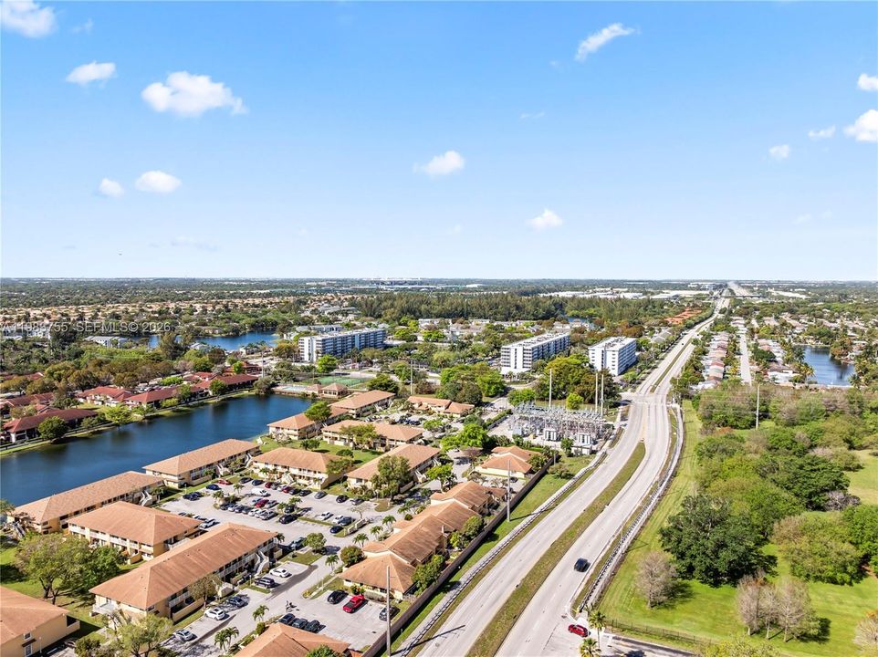 Active With Contract: $240,000 (2 beds, 2 baths, 1122 Square Feet)