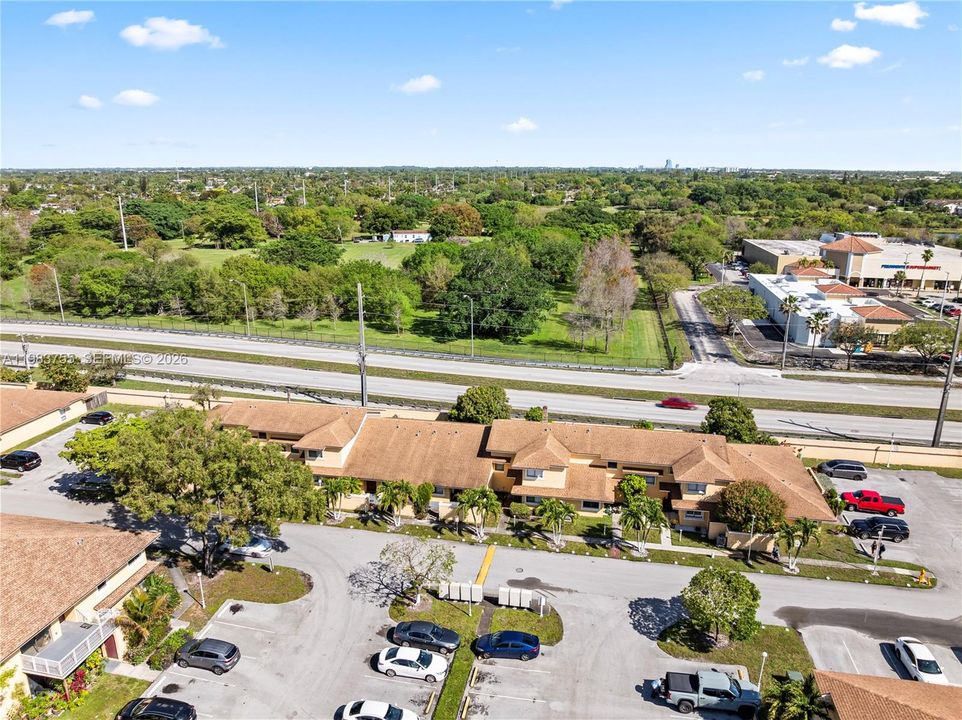 Active With Contract: $240,000 (2 beds, 2 baths, 1122 Square Feet)