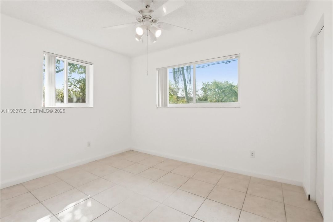corner bedroom #2