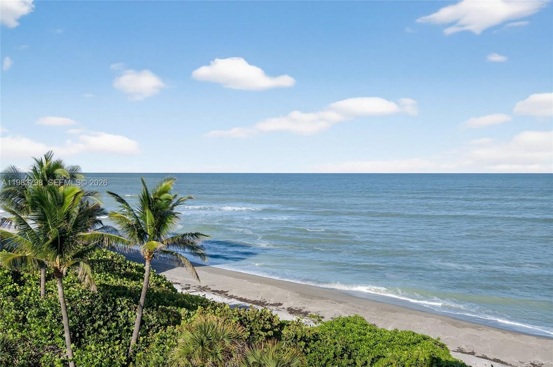 En Venta: $2,695,000 (2 camas, 2 baños, 2010 Pies cuadrados)