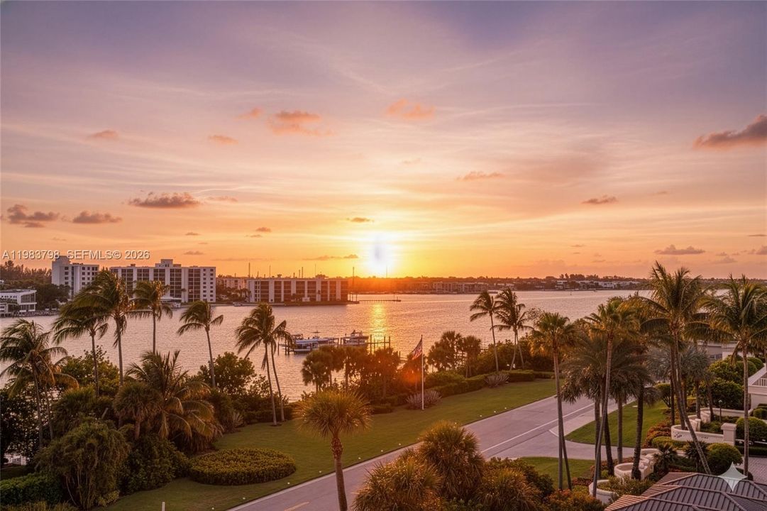 En Venta: $2,695,000 (2 camas, 2 baños, 2010 Pies cuadrados)