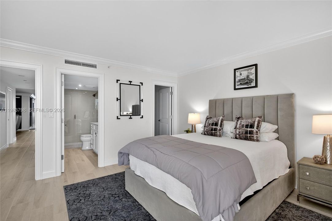 En Venta: $2,695,000 (2 camas, 2 baños, 2010 Pies cuadrados)