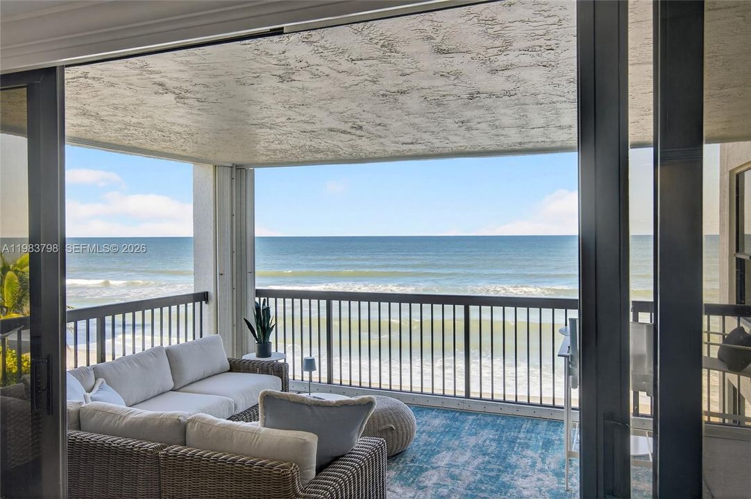 En Venta: $2,695,000 (2 camas, 2 baños, 2010 Pies cuadrados)