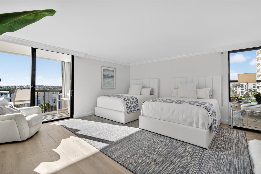 En Venta: $2,695,000 (2 camas, 2 baños, 2010 Pies cuadrados)