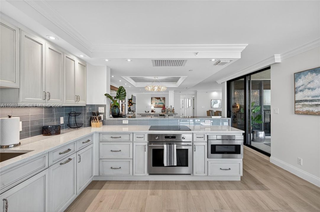 En Venta: $2,695,000 (2 camas, 2 baños, 2010 Pies cuadrados)