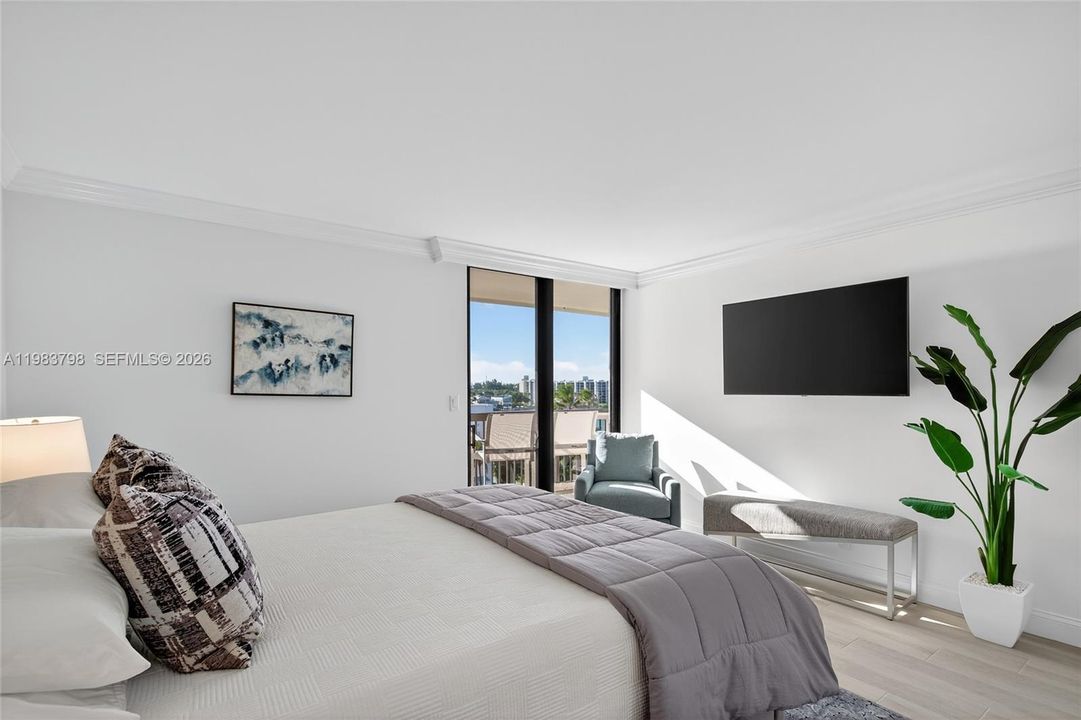 En Venta: $2,695,000 (2 camas, 2 baños, 2010 Pies cuadrados)