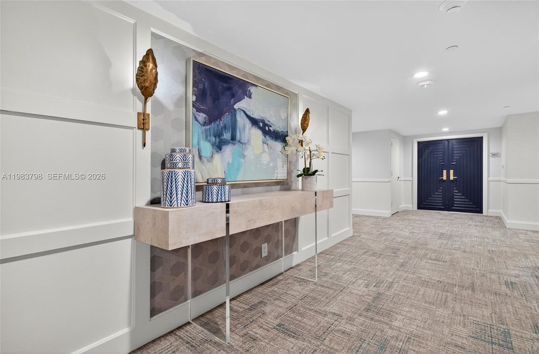 En Venta: $2,695,000 (2 camas, 2 baños, 2010 Pies cuadrados)