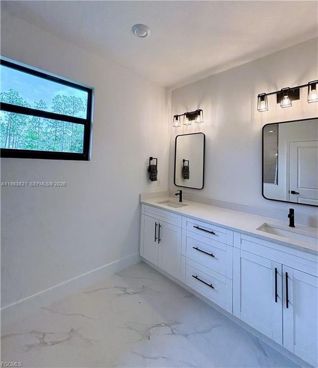Vendido Recientemente: $385,000 (4 camas, 2 baños, 1771 Pies cuadrados)