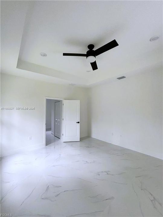 Vendido Recientemente: $385,000 (4 camas, 2 baños, 1771 Pies cuadrados)