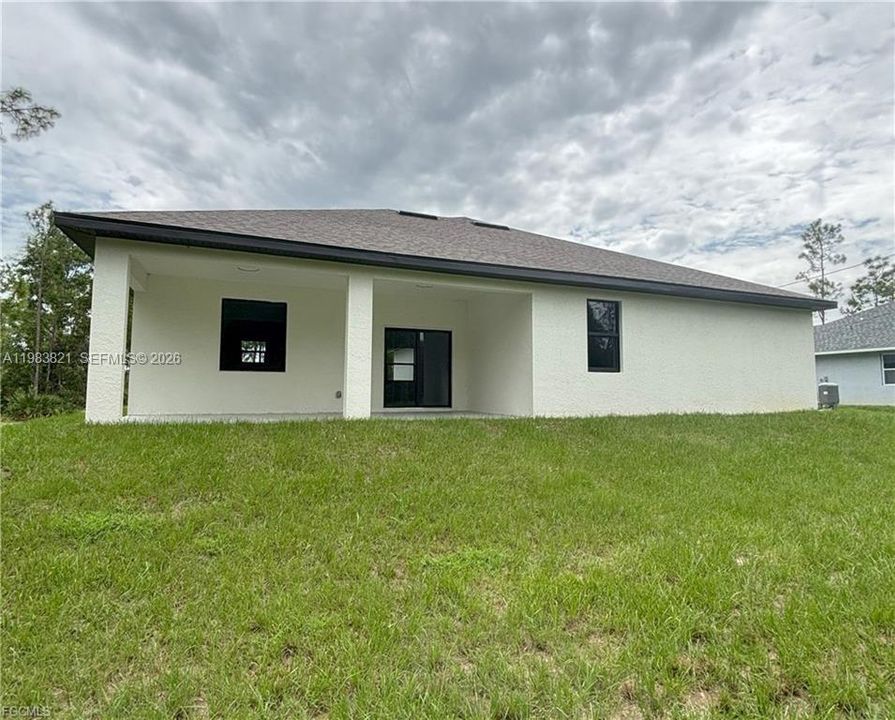 Vendido Recientemente: $385,000 (4 camas, 2 baños, 1771 Pies cuadrados)