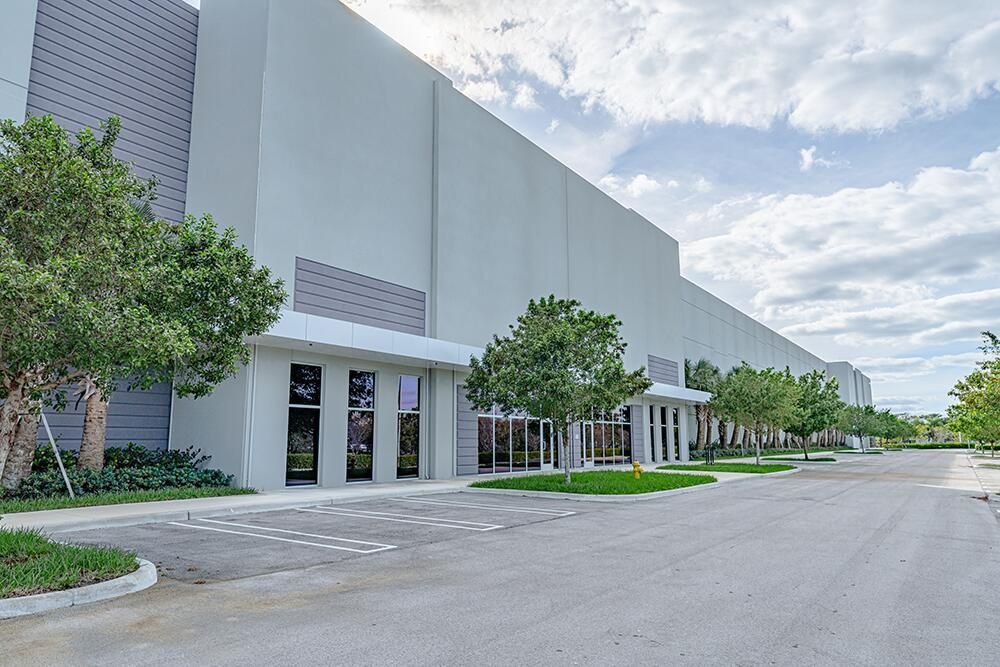 Exterior_12000NW39St_CS_9