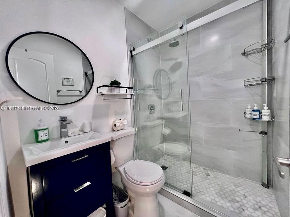 Недавно продано: $799,900 (3 спален, 2 ванн, 1184 Квадратных фут)