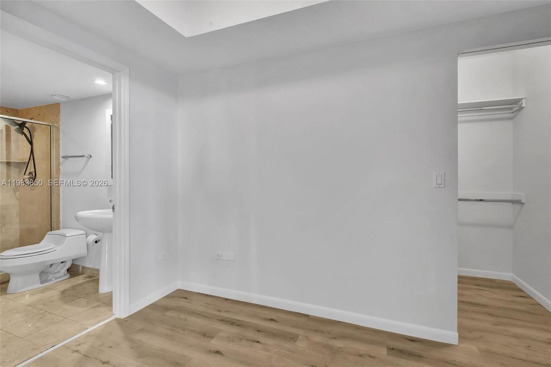 For Sale: $1,150,000 (2 beds, 2 baths, 1440 Square Feet)