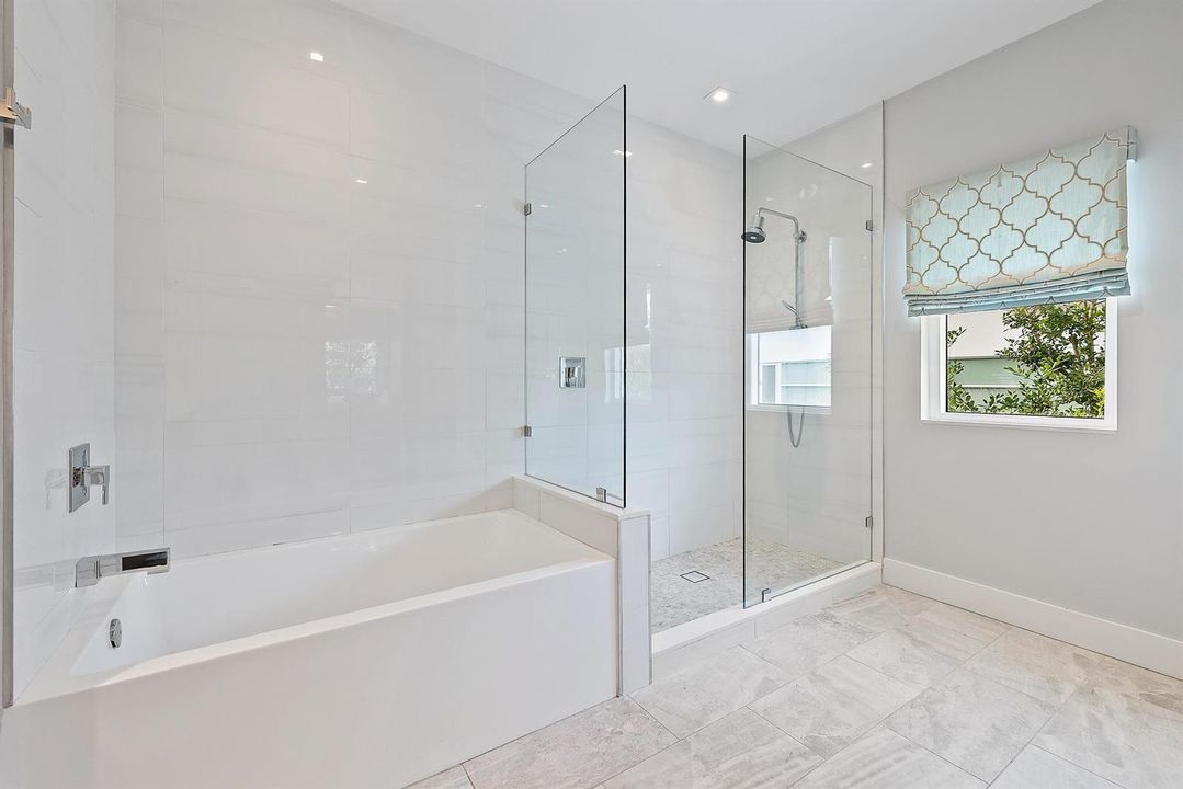 770 N St-35