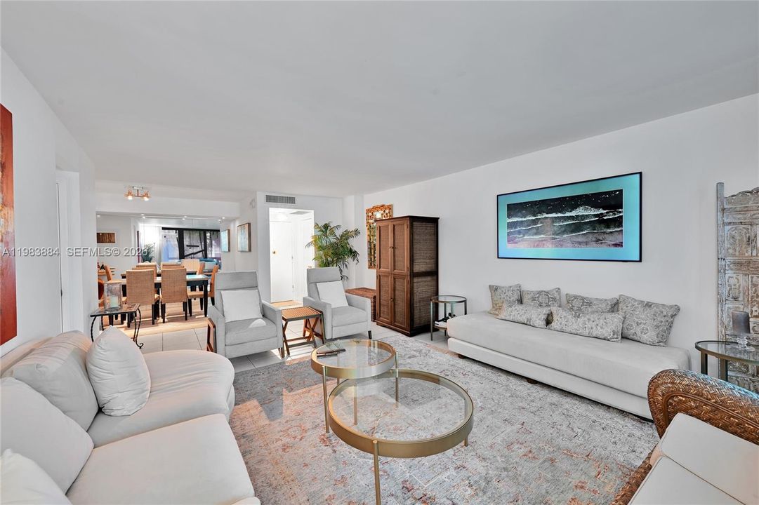 Recientemente alquilado: $3,950 (1 camas, 1 baños, 1114 Pies cuadrados)
