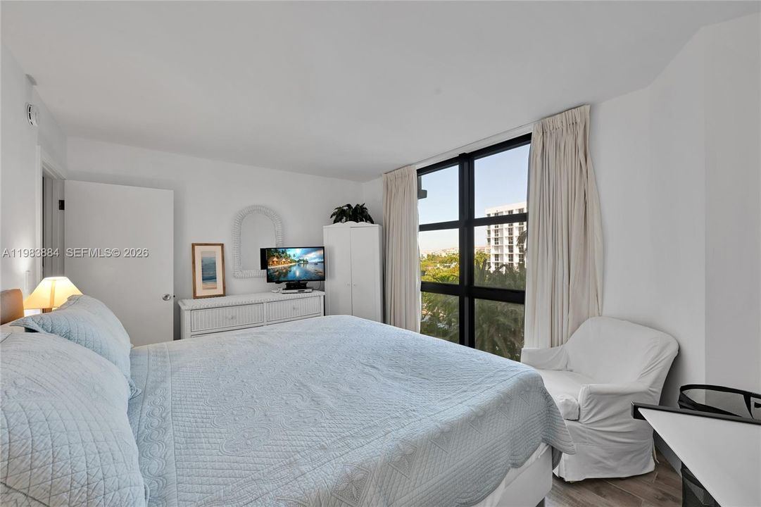 Recientemente alquilado: $3,950 (1 camas, 1 baños, 1114 Pies cuadrados)