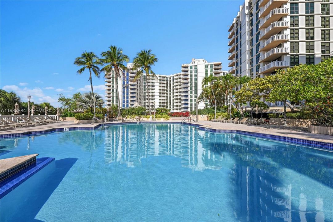 Recientemente alquilado: $3,950 (1 camas, 1 baños, 1114 Pies cuadrados)