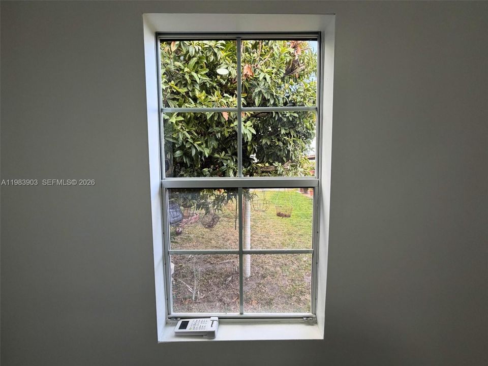 В аренду: $1,400 (0 спален, 1 ванн, 200 Квадратных фут)