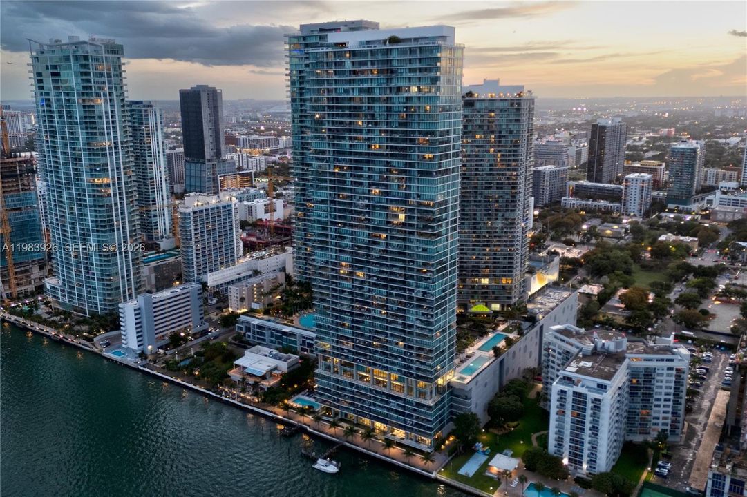 En Venta: $789,000 (1 camas, 1 baños, 959 Pies cuadrados)