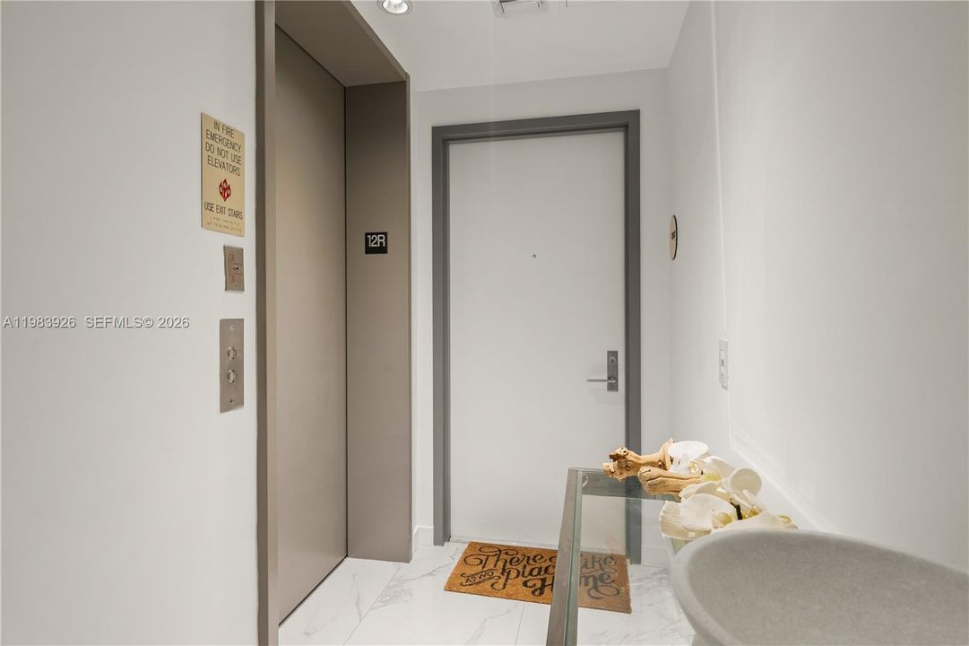 En Venta: $789,000 (1 camas, 1 baños, 959 Pies cuadrados)