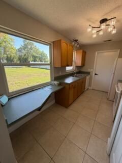 Bright Kitchen