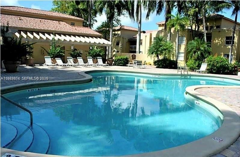 En Venta: $168,000 (1 camas, 1 baños, 736 Pies cuadrados)