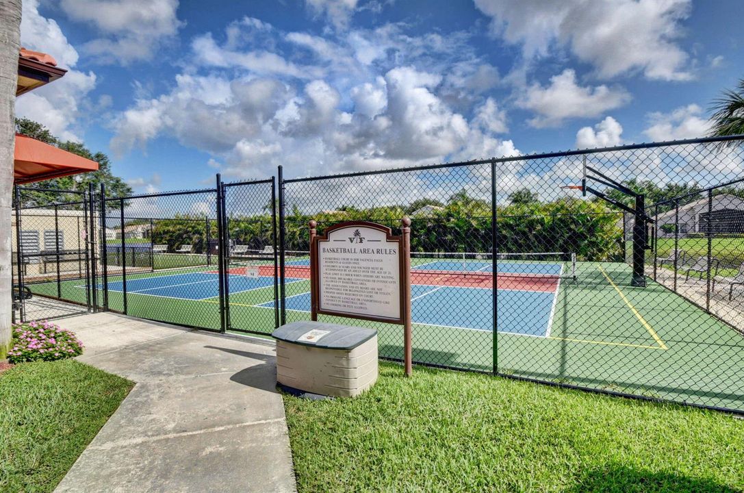 PICKLE BALL / BASKETBALL COURTS