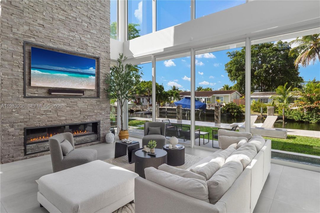 En Venta: $3,199,000 (4 camas, 3 baños, 3804 Pies cuadrados)