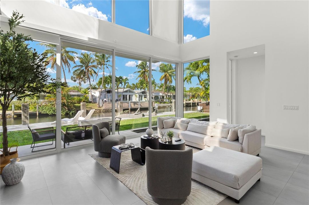 En Venta: $3,199,000 (4 camas, 3 baños, 3804 Pies cuadrados)