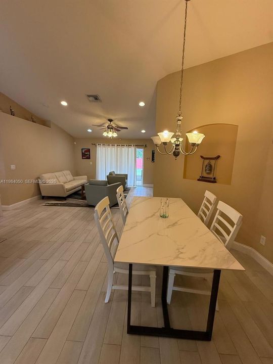For Sale: $432,000 (3 beds, 2 baths, 1562 Square Feet)
