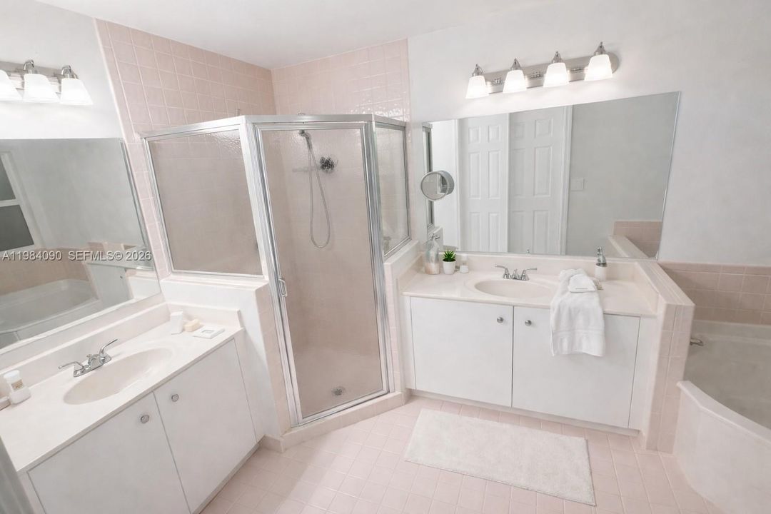 Vendido Recientemente: $665,000 (4 camas, 2 baños, 0 Pies cuadrados)
