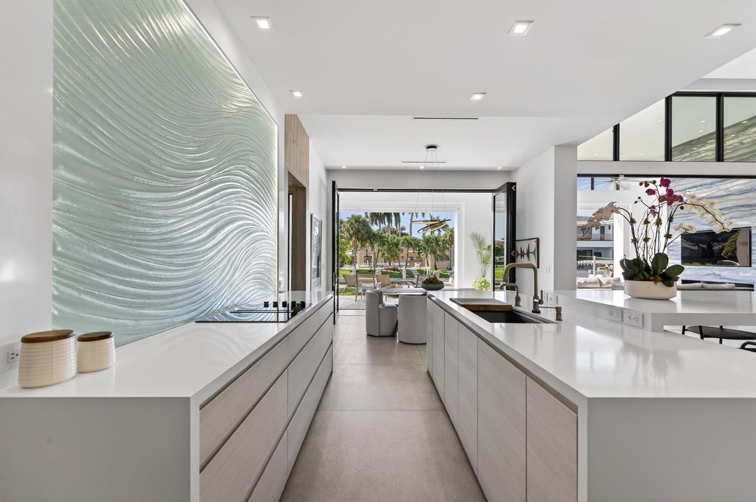 520 Golden Harbour